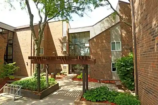 Riverfront Apartments Photo 2