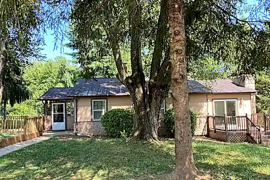 30 Field Top Ln Photo 2