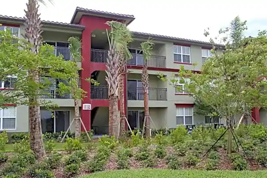 Elysium At Osprey Oaks Photo 1