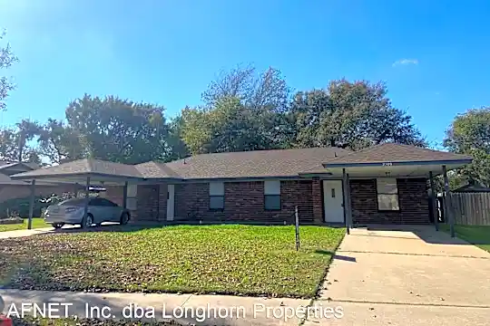 2709 Schulze Dr Photo 1