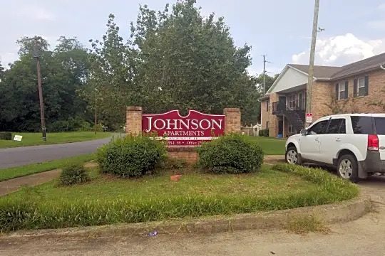 Johnson Apartments Photo 2