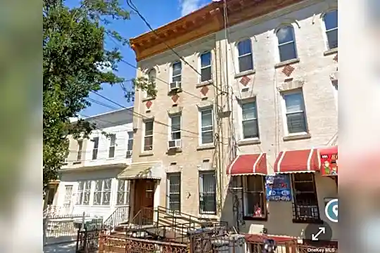 189 Richmond St Photo 1