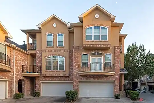 30 Versante Ct Photo 1
