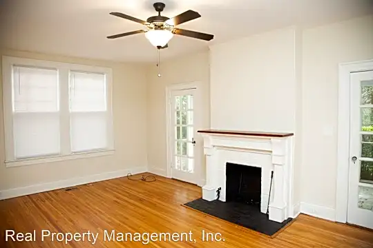 107 Bollingwood Rd Photo 2