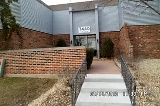 7440 Grand Ave #104 Photo 1