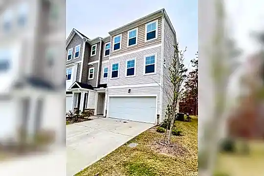 1036 Shoreside Dr Photo 1