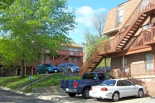 Hillside Apartments Photo 1