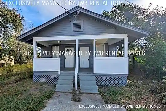 1427 Cleveland St Photo 2