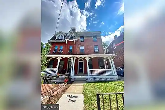 804 N Franklin St #3 Photo 1