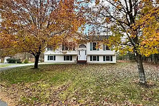 18 Penny Ln Photo 1