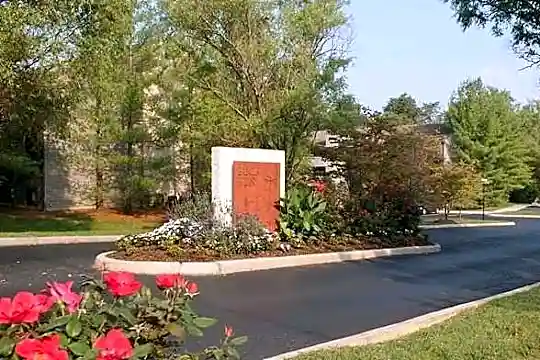 Buck Run Apartments Photo 1