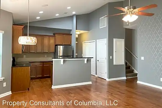 157 Springhaven Drive Photo 2