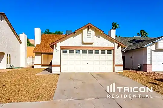 949 Clipper Drive Photo 1