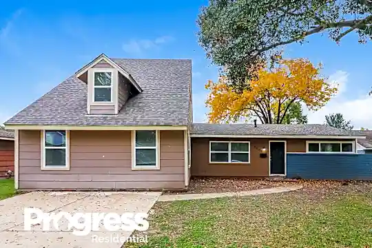 5407 N CROOKED CREEK DR. Photo 1