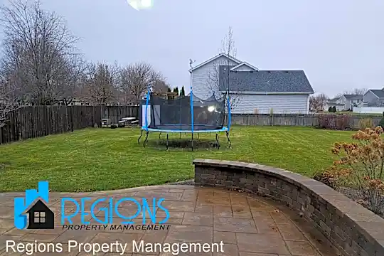 22 Cashel Dr Photo 2