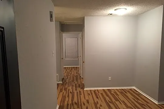 1411 5th Ave Photo 1