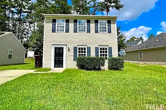 2826 Maidenhair Dr Photo 1