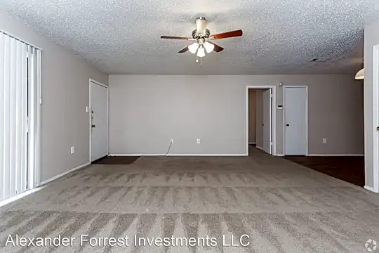 Pinehurst Apartments Photo 1