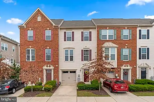 7207 Strawberry Fields Way Photo 1