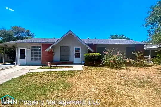 127 Daytona Dr Photo 2