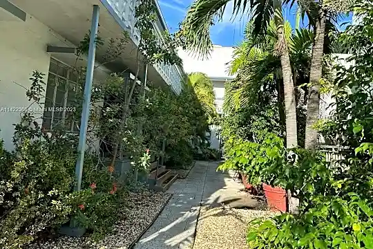 6805 Abbott Ave #4 Photo 2