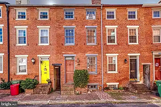 13 E Wheeling St Photo 1