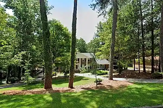1525 Sunnybrook Farm Rd Photo 1