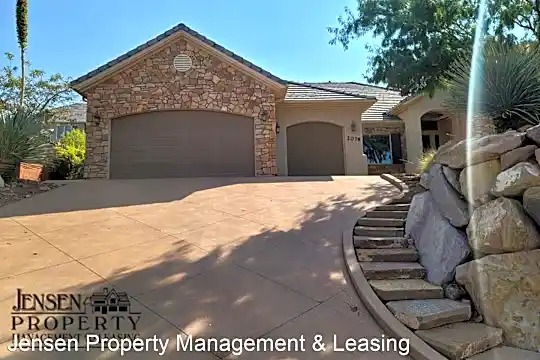 2078 North Gunsight Drive Photo 2