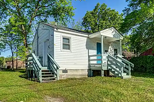 336 Coleman Ave Photo 2