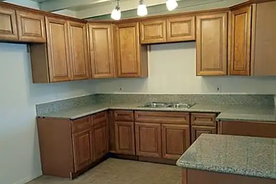 1011 Mojave Dr Photo 2