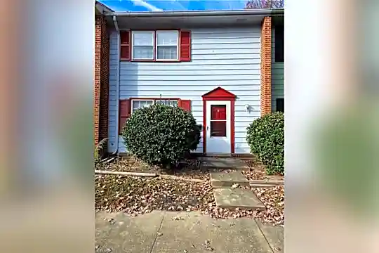 408 Savage Dr #F Photo 1