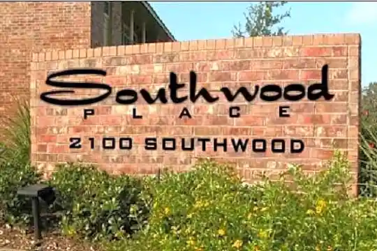 Southwood Place Apartments Photo 2