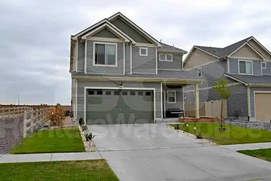 18238 E 52nd Ave Photo 1