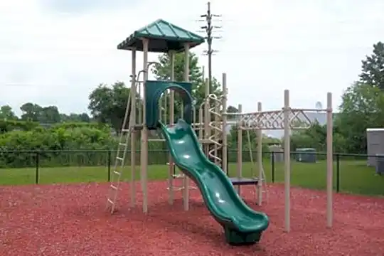 Canterbury House Apartments-Monticello Photo 2