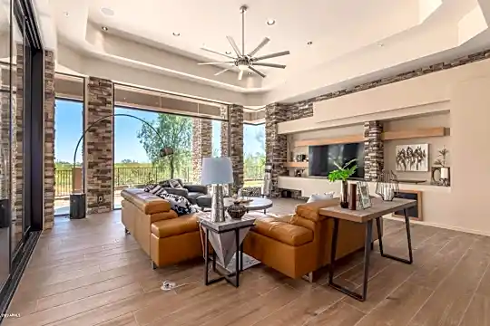 5365 E Prickley Pear Rd Photo 1