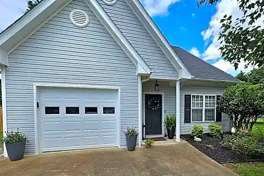 619 Spring Trail Photo 1