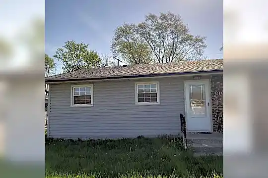 5613 Grant St Photo 1
