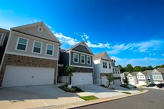 256 Whitetail Cir Photo 1