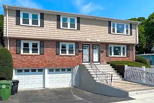 22 Chandler St #2 Photo 2