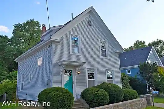 13 S Kilby St Photo 2