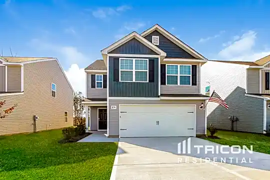 2174 Southlea Drive Photo 1