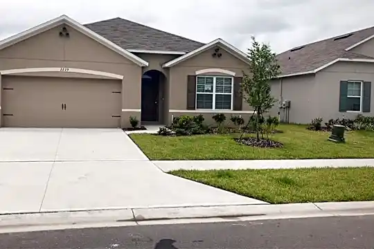2229 Blue Highlands Dr Photo 2