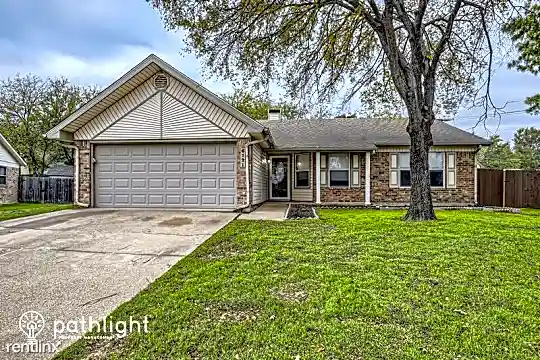 6121 Maurie Ct Photo 1