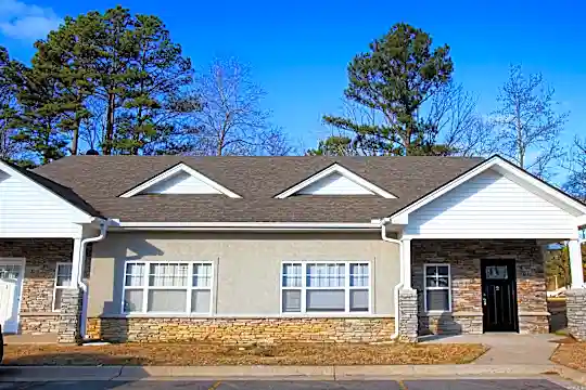 1204 Sadie Dr Photo 1
