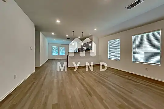 9827 Kingston Liberty Lane Photo 2