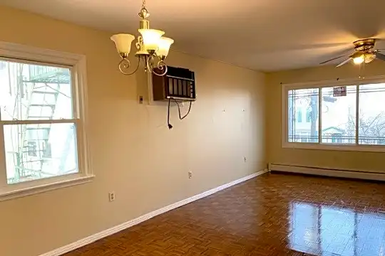 123 Beacon Ave #1 Photo 2