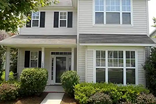 15439 Crossing Gate Drive Photo 1