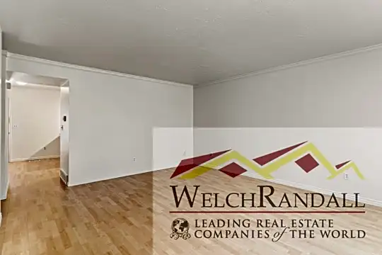 002_Living Room.jpg
