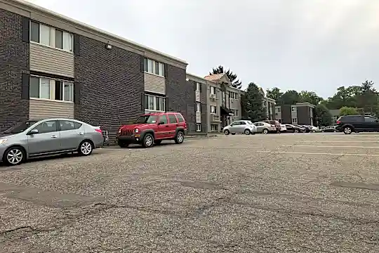 North Pointe Apartments Photo 1