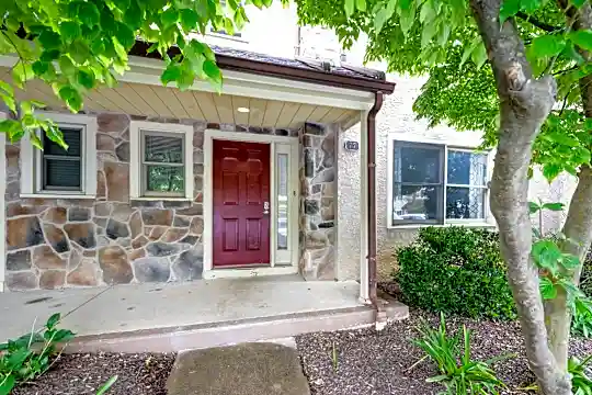 77 Bunker Hill Ct Photo 1